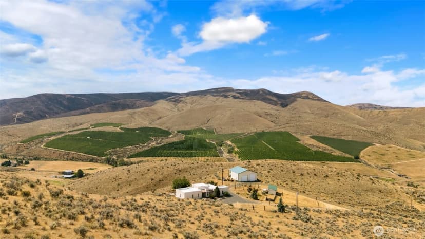 Property photo for 723 Burbank Creek Road, Yakima photo 37