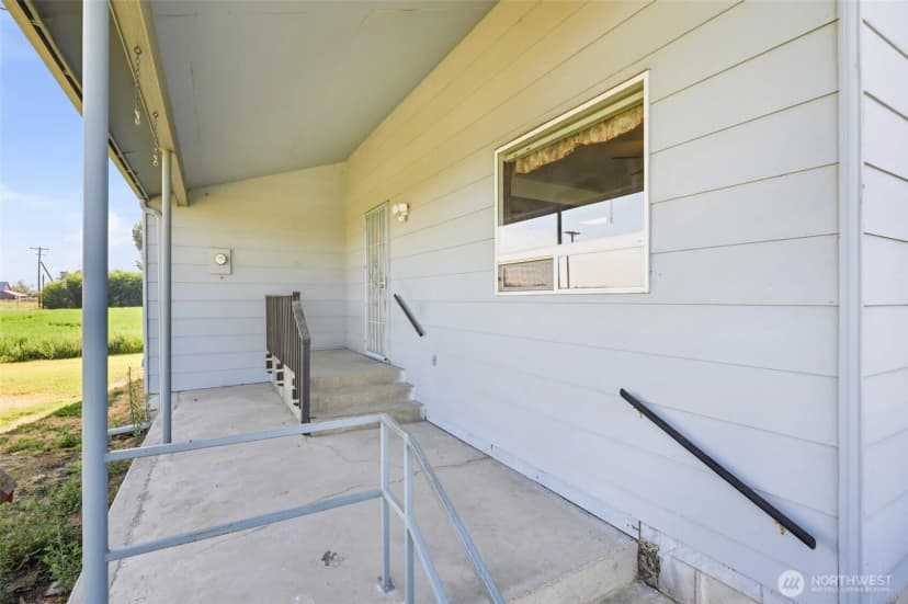 Property photo for 1227 Frog Hollow Road, Walla Walla photo 8