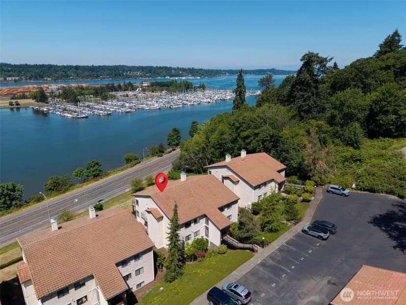 Property photo for 920 East Bay Drive Ne #2d-101, Olympia photo 29