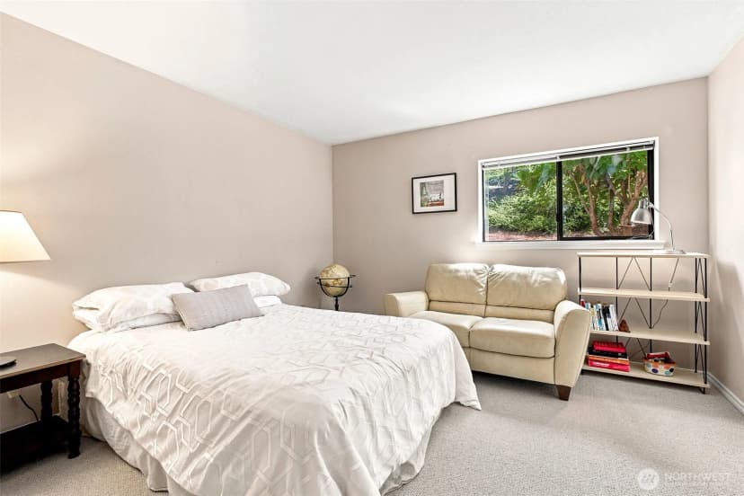 Property photo for 920 East Bay Drive Ne #2d-101, Olympia photo 19