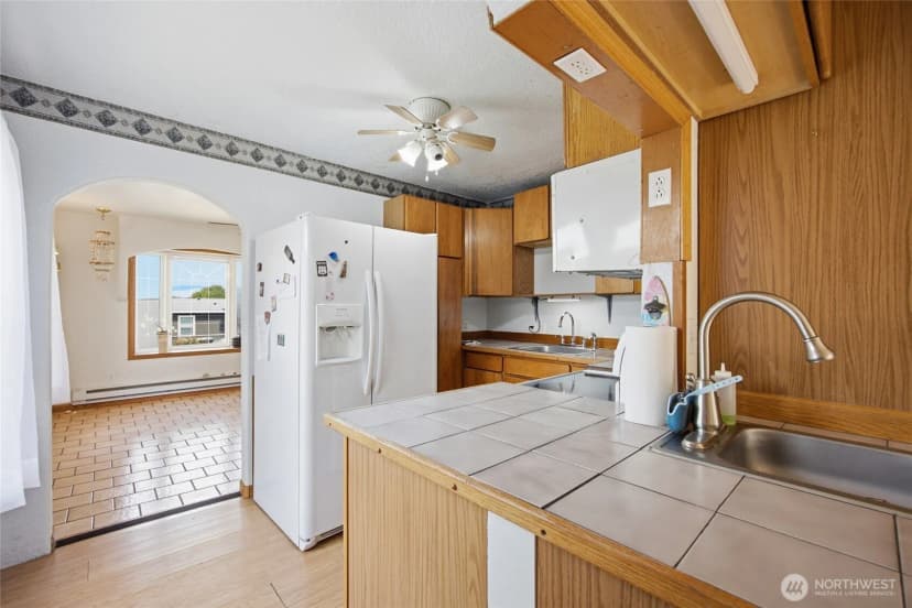 Property photo for 119 Washington Place, Electric City photo 21