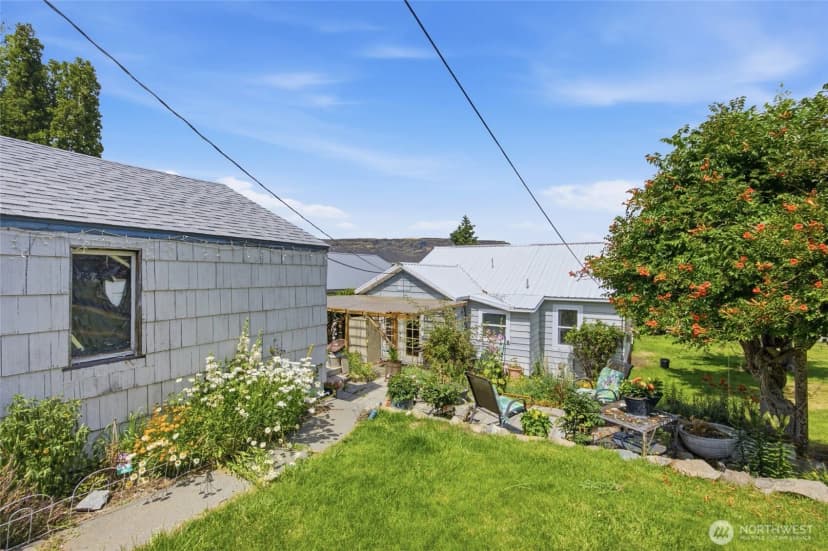 Property photo for 119 Washington Place, Electric City photo 32