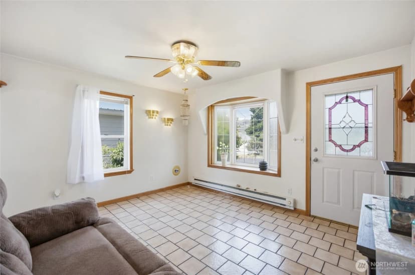 Property photo for 119 Washington Place, Electric City photo 15