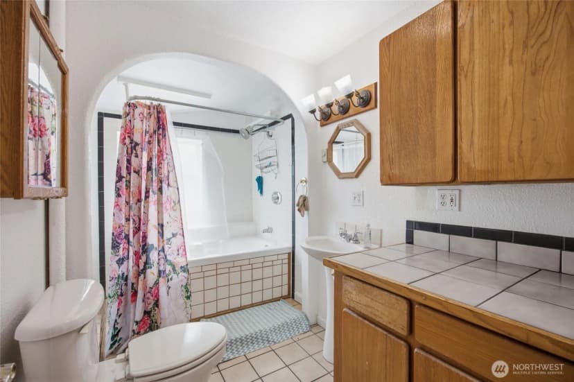 Property photo for 119 Washington Place, Electric City photo 16