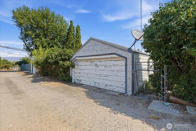 Property photo for 119 Washington Place, Electric City photo 33