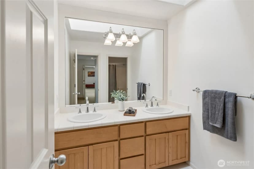 Property photo for 4405 229th Place Se, Sammamish photo 25