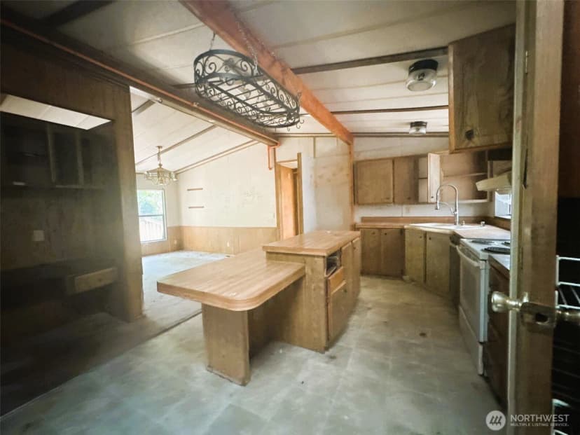 Property photo for 19830 Se 353rd Street, Auburn photo 2