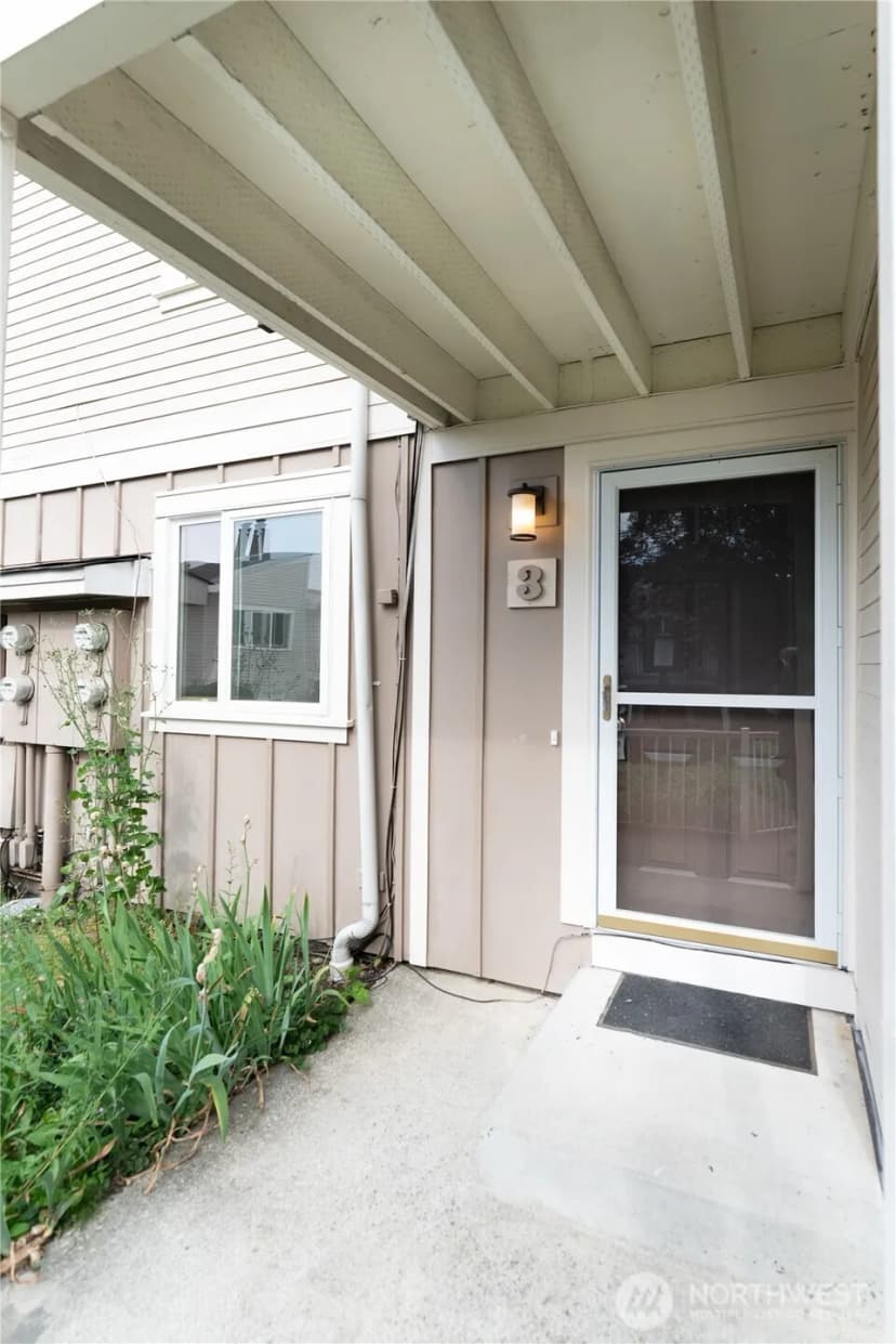 Property photo for 12716 Ne 120th Street #h3, Kirkland photo 15