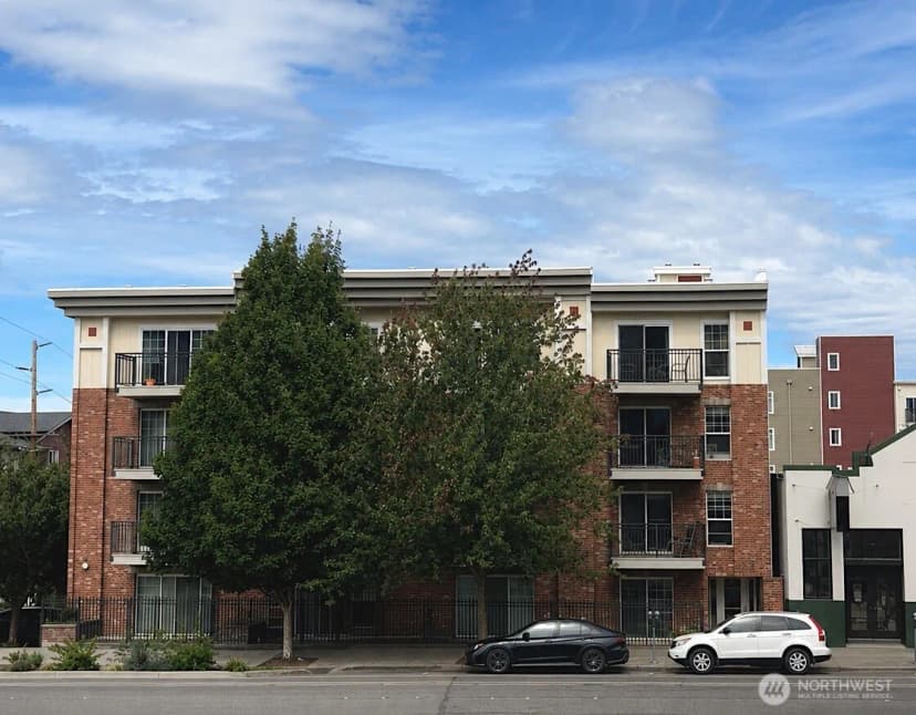 Property photo for 1001 N State Street #401, Bellingham photo 20
