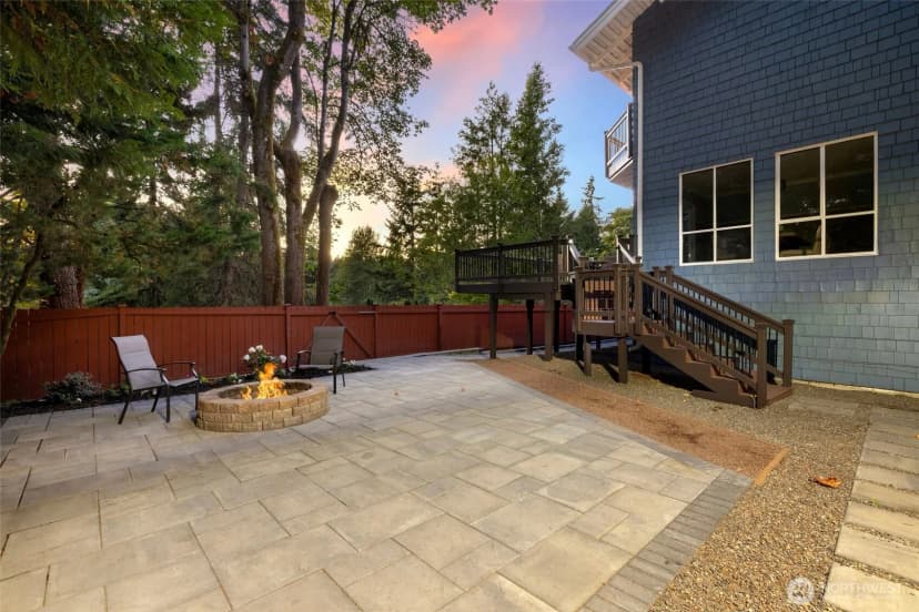 Property photo for 3204 142nd Place Ne, Bellevue photo 37