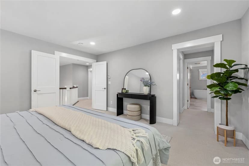Property photo for 2424 108th Avenue Ne, Bellevue photo 27