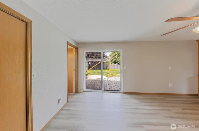 Property photo for 13108 107th Avenue Ct E, Puyallup photo 16