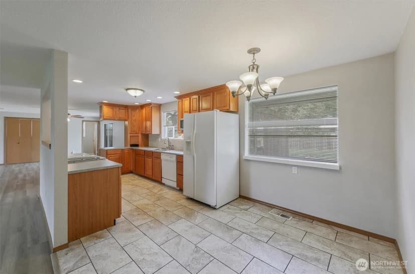 Property photo for 13108 107th Avenue Ct E, Puyallup photo 14