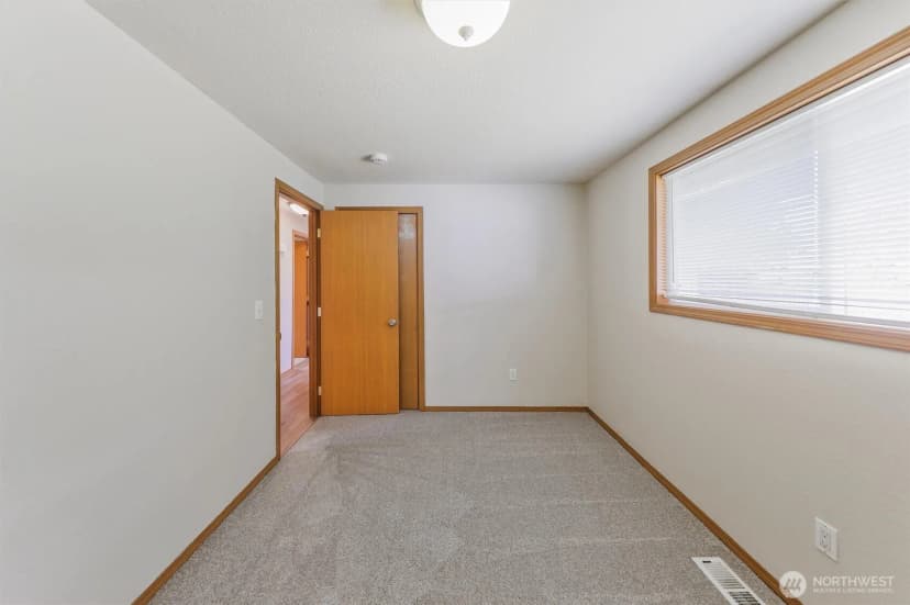 Property photo for 13108 107th Avenue Ct E, Puyallup photo 25