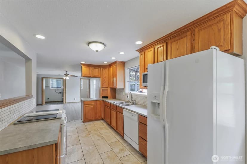 Property photo for 13108 107th Avenue Ct E, Puyallup photo 13