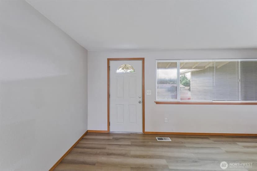 Property photo for 13108 107th Avenue Ct E, Puyallup photo 6