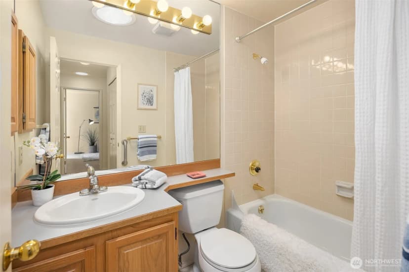 Property photo for 14301 Se 42nd Lane, Bellevue photo 30