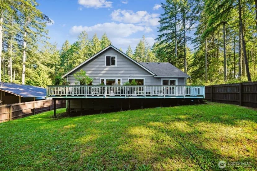Property photo for 12012 Sound Drive, Anderson Island photo 2