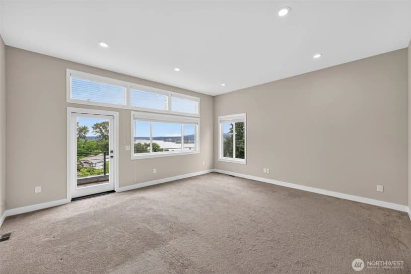 Property photo for 11838 79th Avenue S, Seattle photo 14