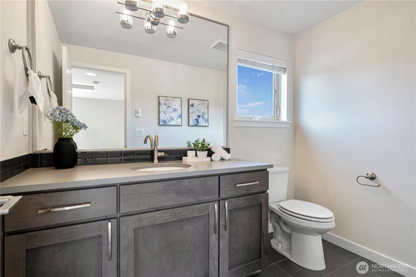 Property photo for 935 7th Avenue Ne #17.3, Issaquah photo 24