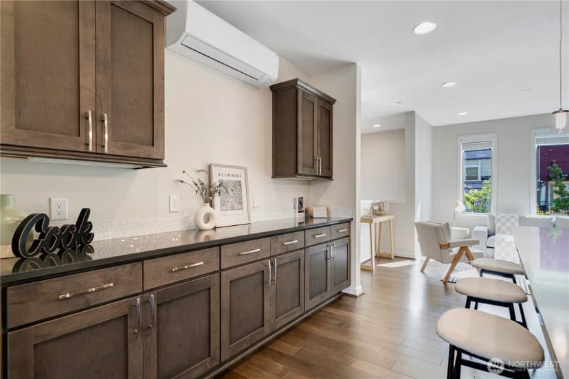 Property photo for 935 7th Avenue Ne #17.3, Issaquah photo 7