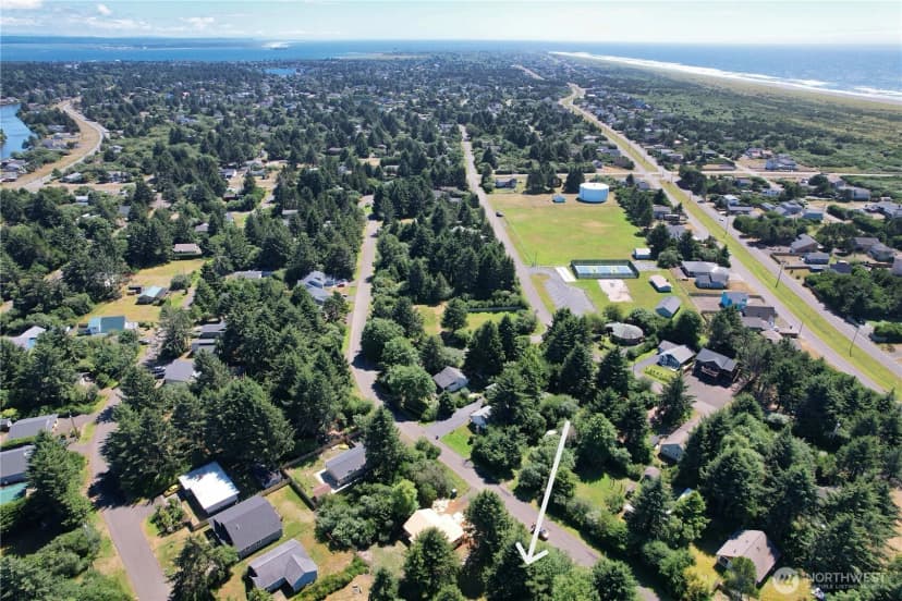 Property photo for 372 Cygnus Avenue Sw, Ocean Shores photo 3
