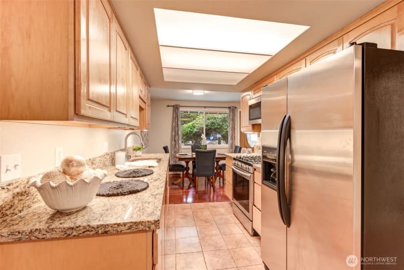 Property photo for 13530 Ne 78th Street, Redmond photo 15
