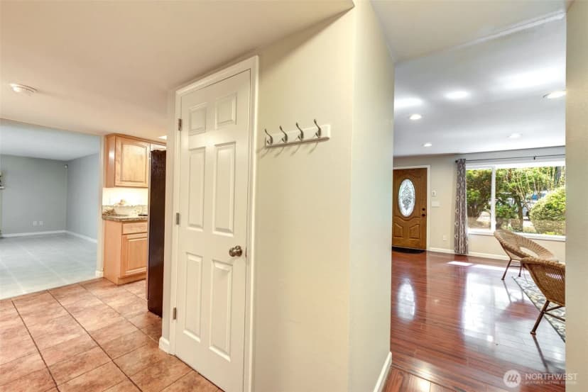 Property photo for 13530 Ne 78th Street, Redmond photo 18