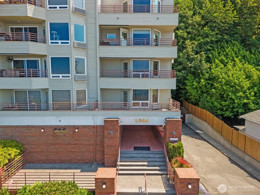 Property photo for 1564 Alki Avenue Sw #106, Seattle photo 19