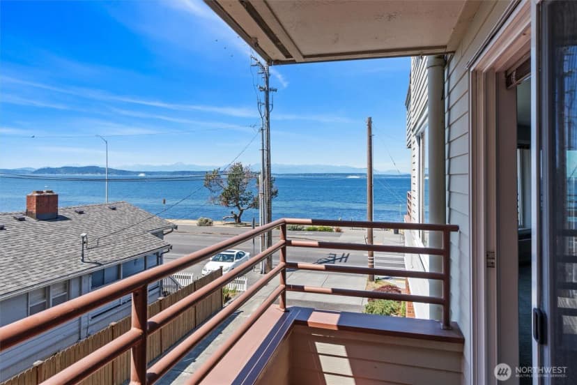 Property photo for 1564 Alki Avenue Sw #106, Seattle photo 6