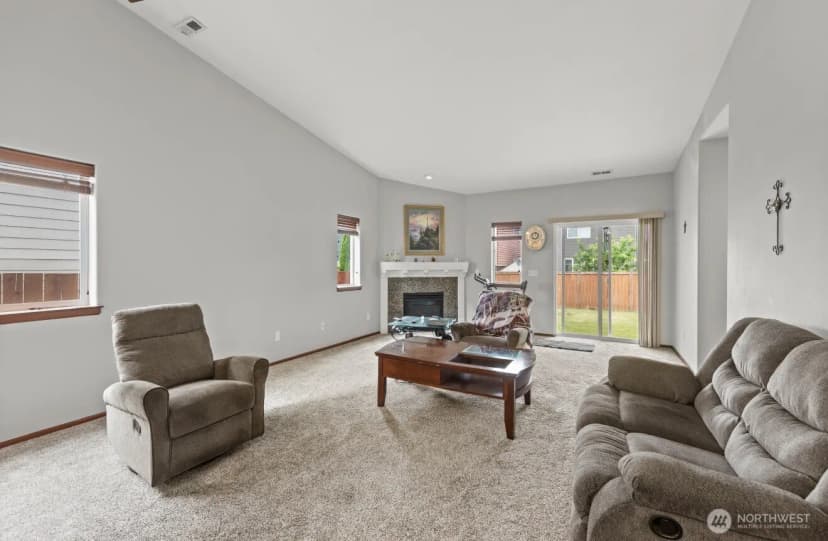 Property photo for 11703 55th Avenue Ne, Marysville photo 18