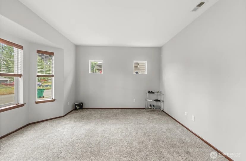 Property photo for 11703 55th Avenue Ne, Marysville photo 7