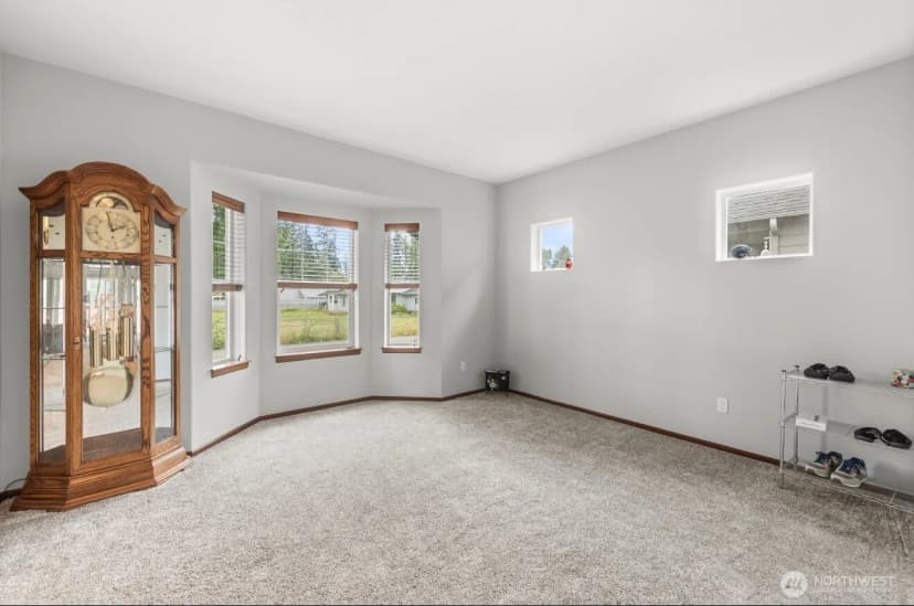 Property photo for 11703 55th Avenue Ne, Marysville photo 8