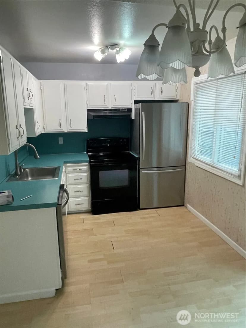 Property photo for 2305 S Pinebrook Lane, Des Moines photo 11