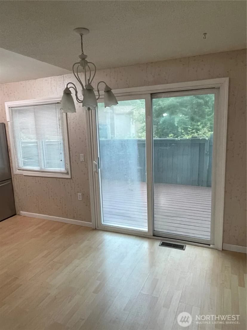 Property photo for 2305 S Pinebrook Lane, Des Moines photo 12