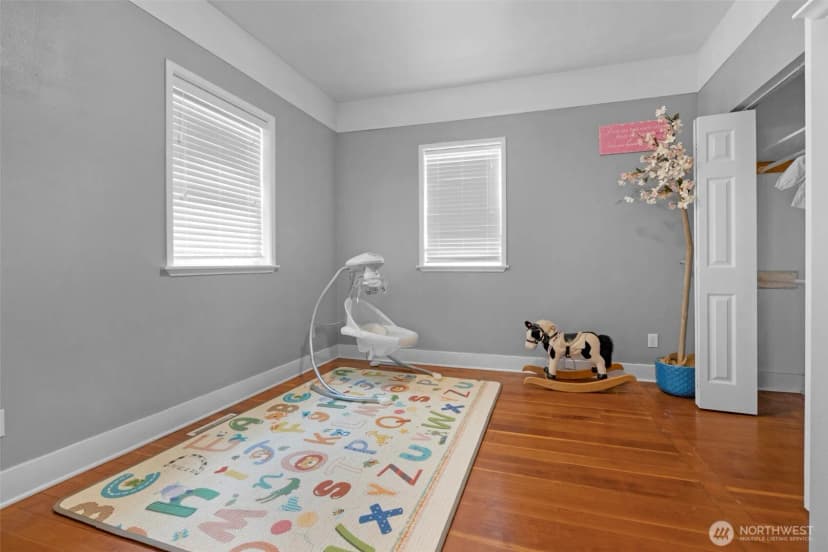 Property photo for 5615 S 2nd Avenue, Everett photo 22
