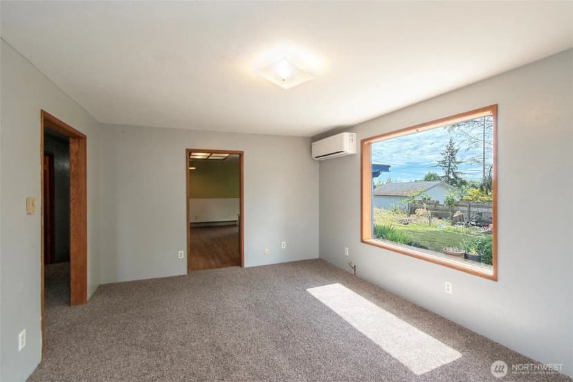 Property photo for 915 W 11th St, Port Angeles photo 5