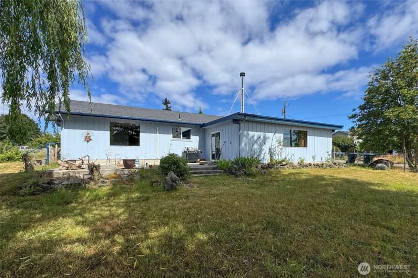 Property photo for 915 W 11th St, Port Angeles photo 32