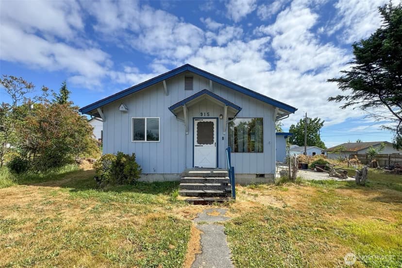 Property photo for 915 W 11th St, Port Angeles photo 39