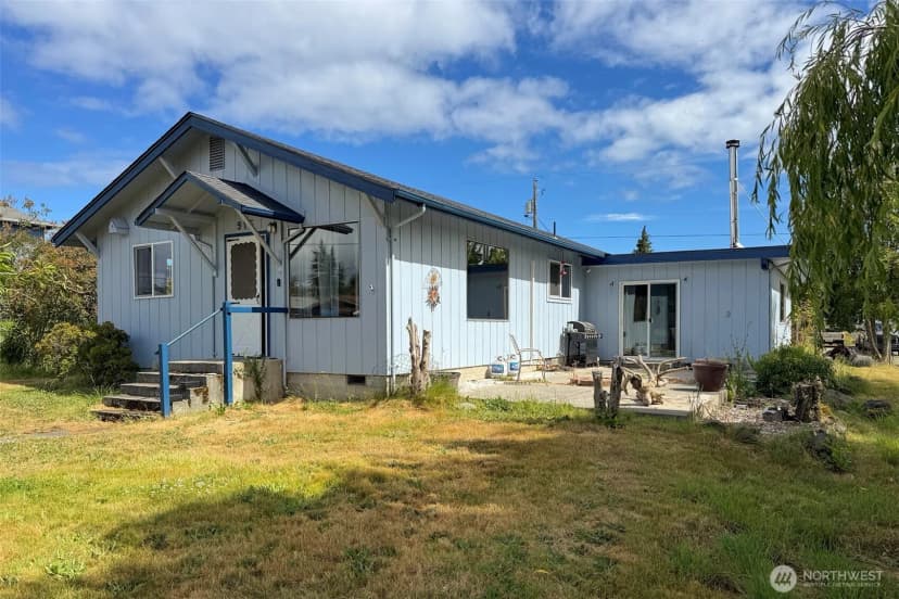Property photo for 915 W 11th St, Port Angeles photo 3
