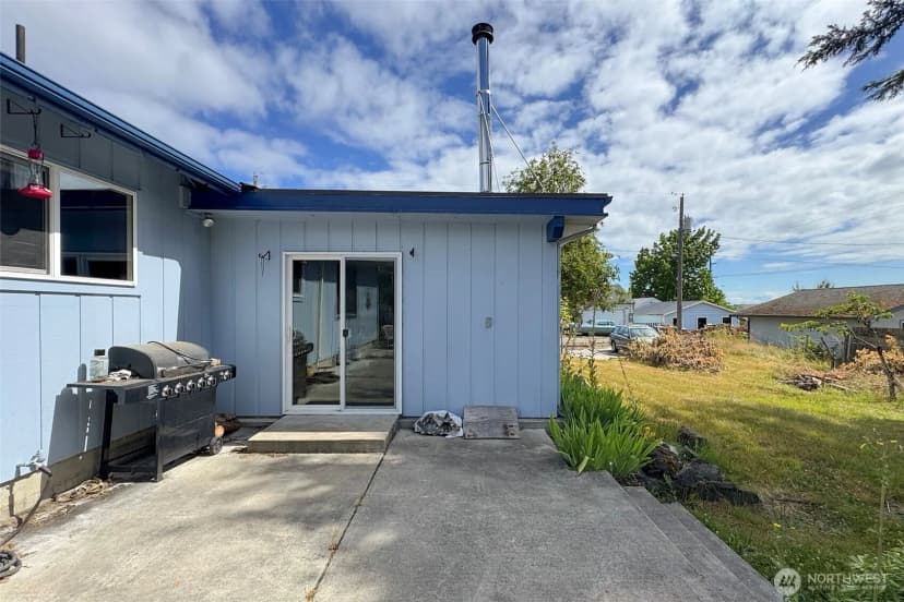Property photo for 915 W 11th St, Port Angeles photo 28