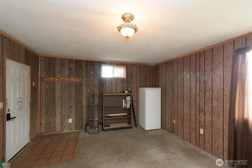 Property photo for 915 W 11th St, Port Angeles photo 23