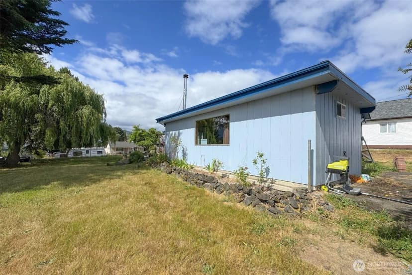 Property photo for 915 W 11th St, Port Angeles photo 26