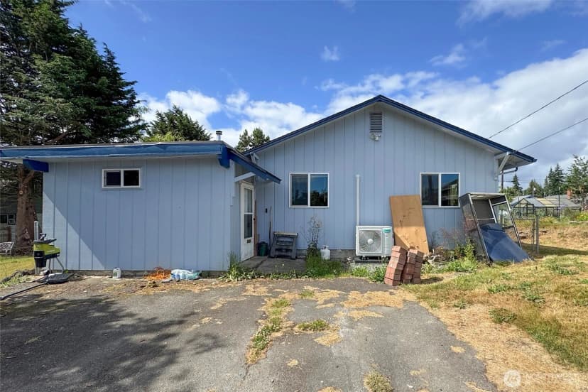 Property photo for 915 W 11th St, Port Angeles photo 24