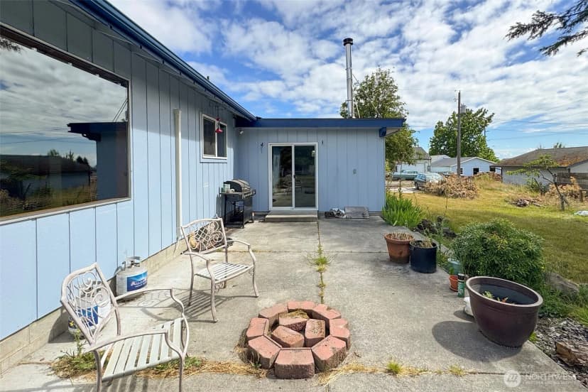 Property photo for 915 W 11th St, Port Angeles photo 29