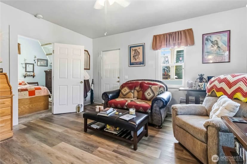 Property photo for 336 Sw 3rd Avenue, Castle Rock photo 10