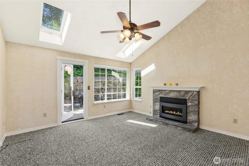 Property photo for 24311 Se 41st Place #10, Sammamish photo 9