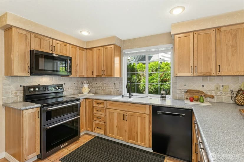 Property photo for 24311 Se 41st Place #10, Sammamish photo 14