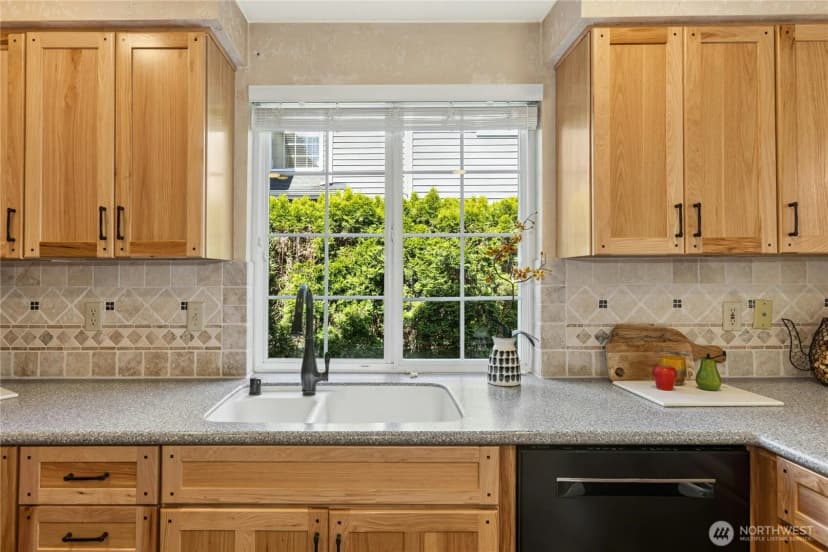 Property photo for 24311 Se 41st Place #10, Sammamish photo 15