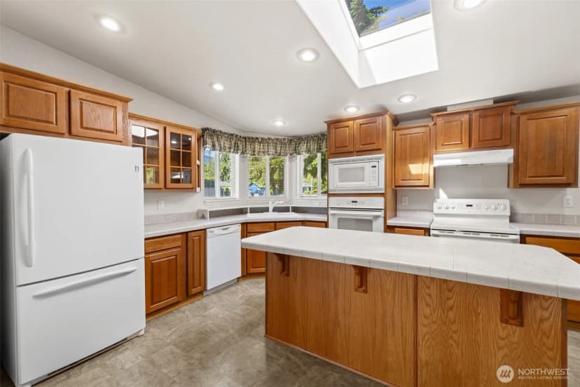 Property photo for 4030 Marsden Road, Port Angeles photo 11